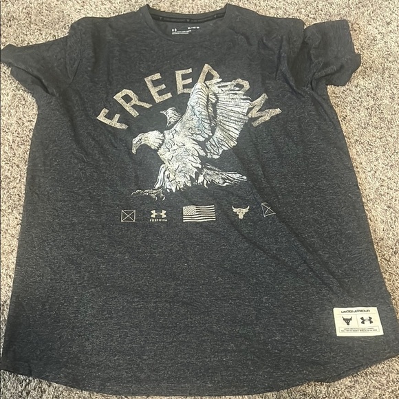 Under Armour Freedom Eagle Graphic Tee - Dark Gray - Picture 1 of 3